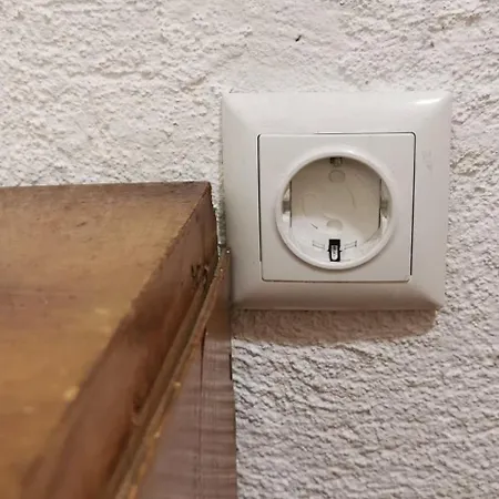 Cozy 2bdr Family In سراييفو